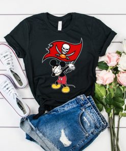 Dabbing Mickey Flippin' Love Tampa Bay Buccaneers Football t shirt RF